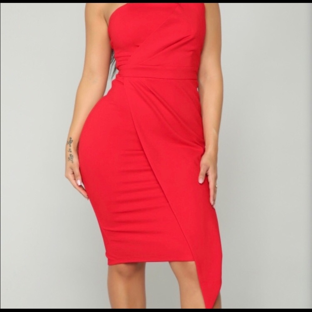 Fashion Nova Strapless Dress